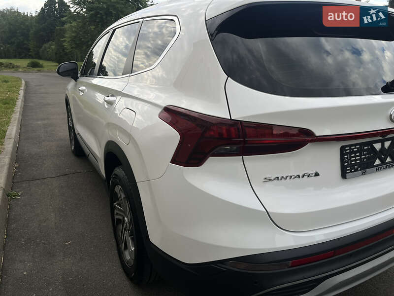 Позашляховик / Кросовер Hyundai Santa FE 2021 в Умані