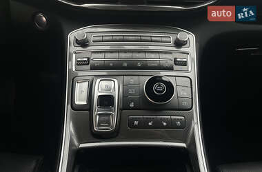 Внедорожник / Кроссовер Hyundai Santa FE 2021 в 