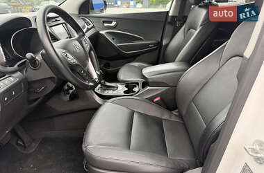 Внедорожник / Кроссовер Hyundai Santa FE 2014 в 