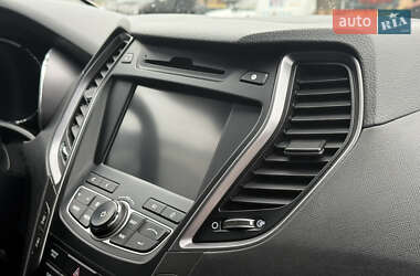 Внедорожник / Кроссовер Hyundai Santa FE 2014 в 