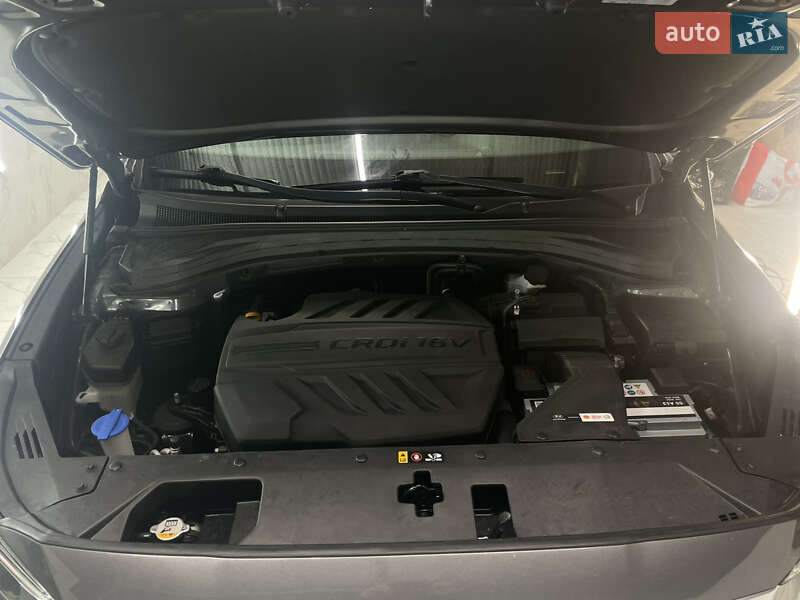 Позашляховик / Кросовер Hyundai Santa FE 2019 в Умані