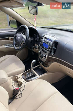 Позашляховик / Кросовер Hyundai Santa FE 2010 в 