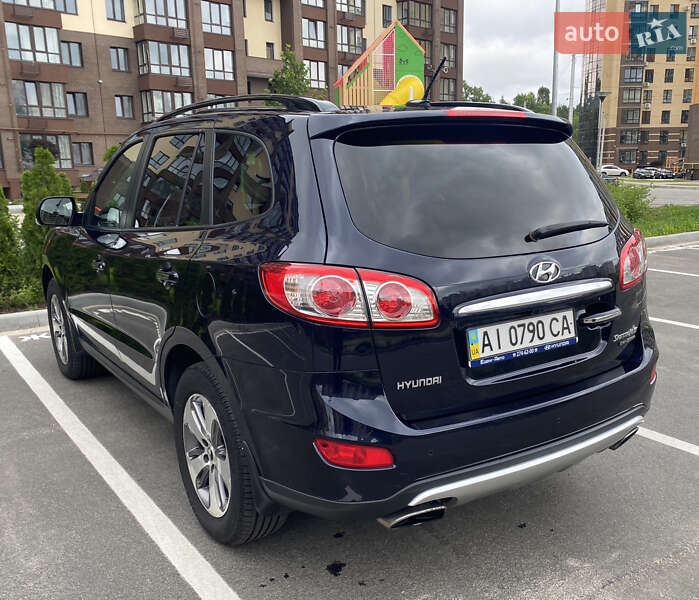 Внедорожник / Кроссовер Hyundai Santa FE 2012 в Носовке