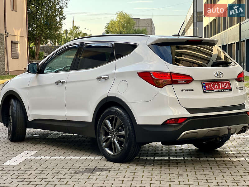 Позашляховик / Кросовер Hyundai Santa FE 2014 в Івано-Франківську