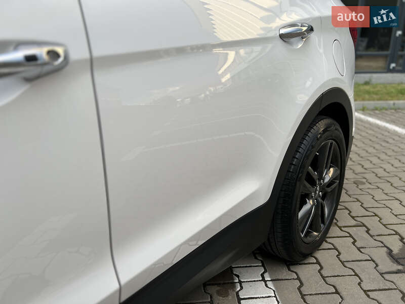 Позашляховик / Кросовер Hyundai Santa FE 2014 в Івано-Франківську
