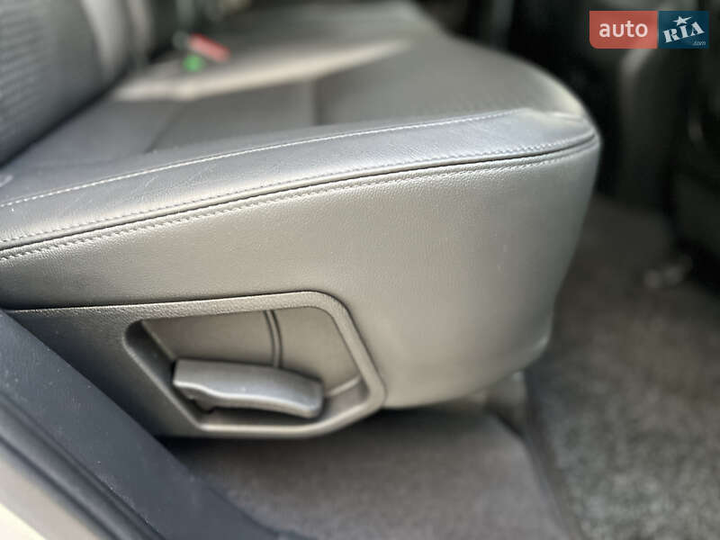Позашляховик / Кросовер Hyundai Santa FE 2014 в Івано-Франківську