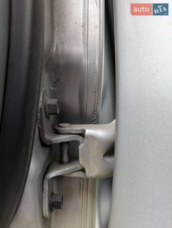 Позашляховик / Кросовер Hyundai Santa FE 2011 в Чернівцях