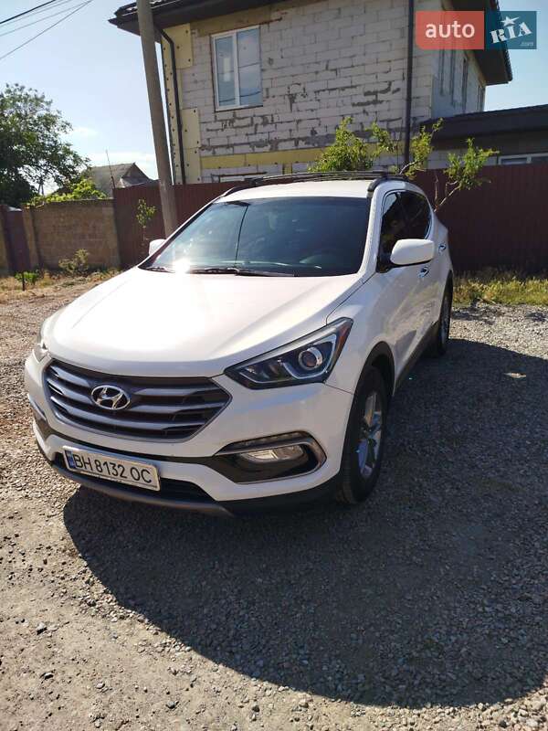 Позашляховик / Кросовер Hyundai Santa FE 2016 в Одесі
