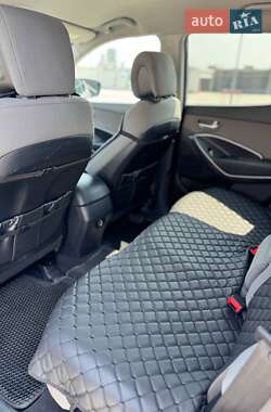 Позашляховик / Кросовер Hyundai Santa FE 2013 в 