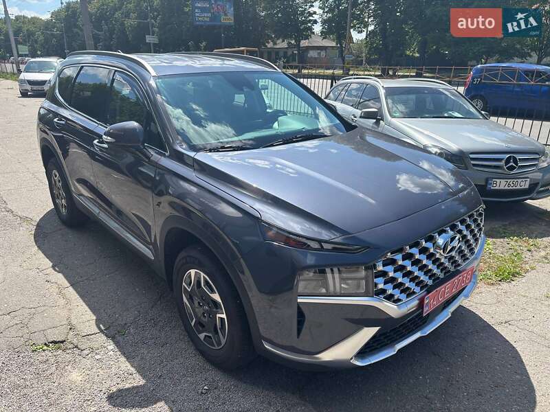 Позашляховик / Кросовер Hyundai Santa FE 2022 в Полтаві