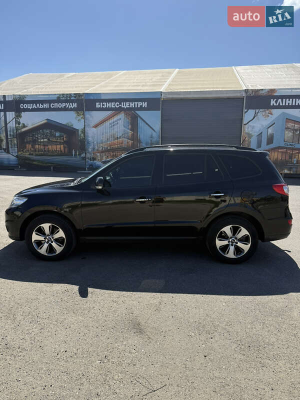 Позашляховик / Кросовер Hyundai Santa FE 2012 в Києві