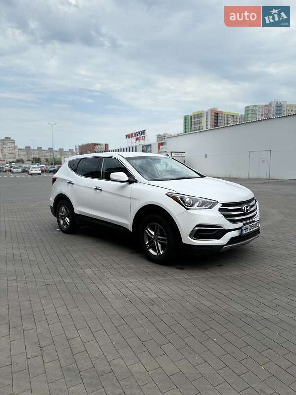 Внедорожник / Кроссовер Hyundai Santa FE 2017 в Одессе