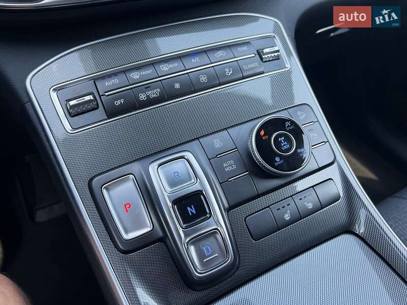 Внедорожник / Кроссовер Hyundai Santa FE 2022 в Киеве