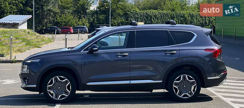 Внедорожник / Кроссовер Hyundai Santa FE 2022 в Киеве