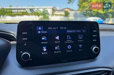 Позашляховик / Кросовер Hyundai Santa FE 2022 в 