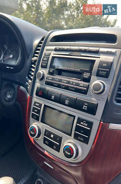 Внедорожник / Кроссовер Hyundai Santa FE 2008 в 
