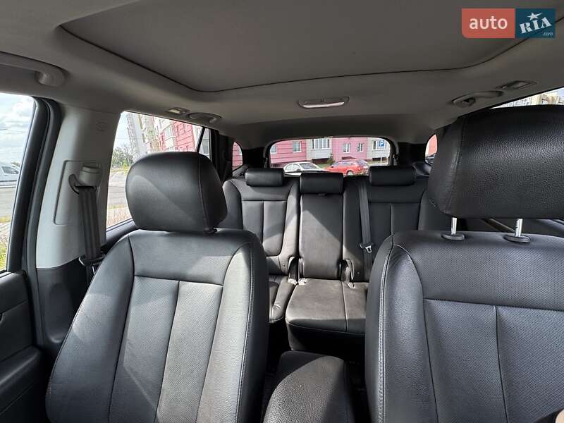 Внедорожник / Кроссовер Hyundai Santa FE 2012 в Виннице