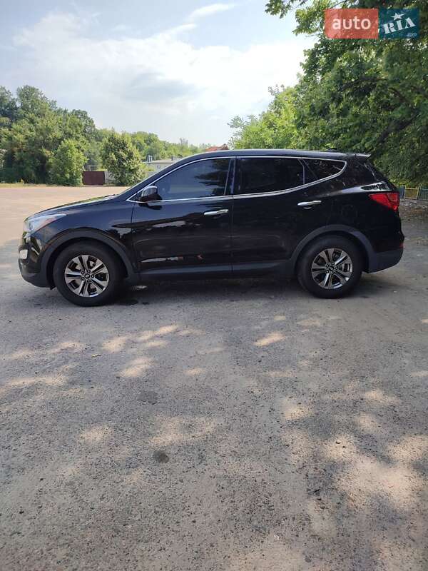 Внедорожник / Кроссовер Hyundai Santa FE 2014 в Обухове