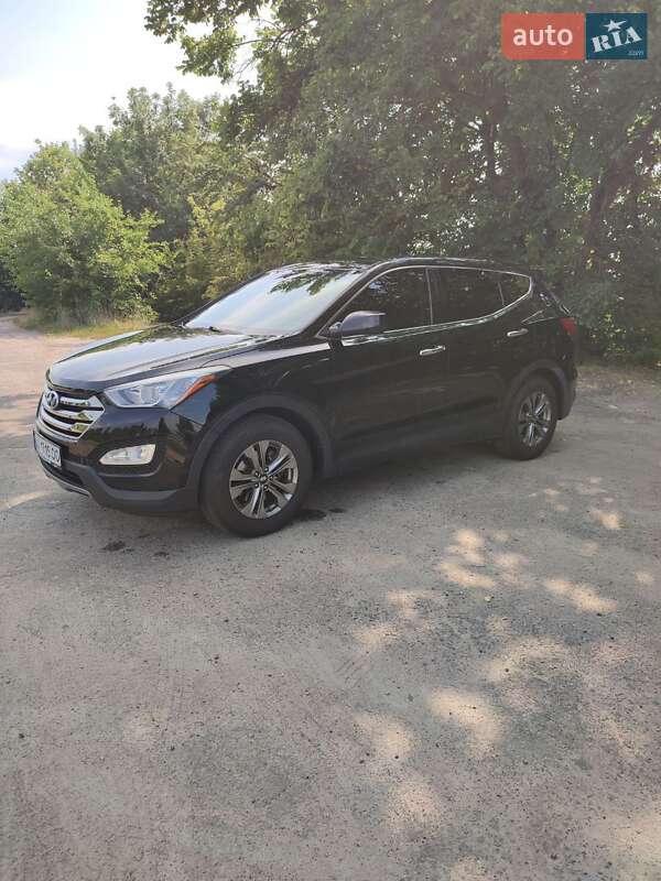 Внедорожник / Кроссовер Hyundai Santa FE 2014 в Обухове