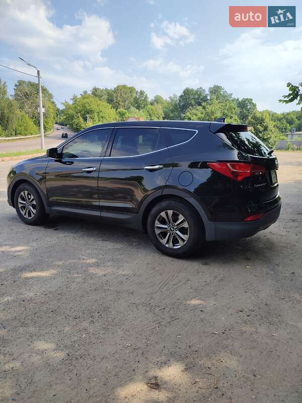Внедорожник / Кроссовер Hyundai Santa FE 2014 в Обухове