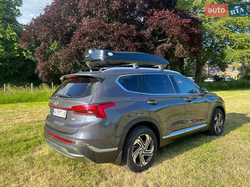 Внедорожник / Кроссовер Hyundai Santa FE 2022 в Киеве