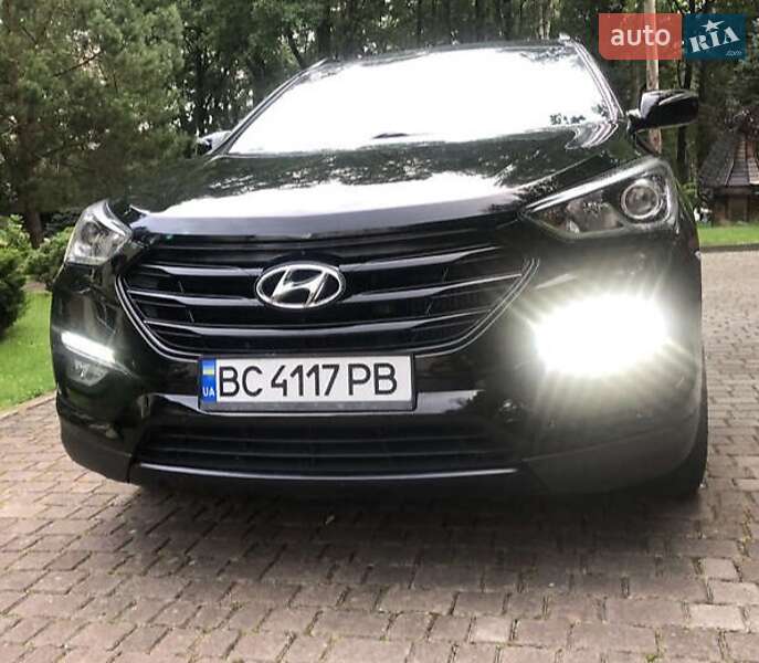 Позашляховик / Кросовер Hyundai Santa FE 2018 в Львові