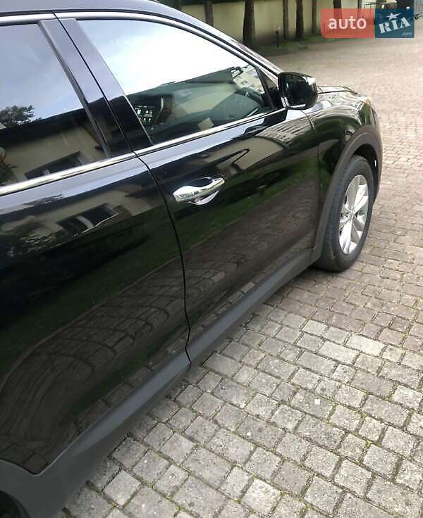 Позашляховик / Кросовер Hyundai Santa FE 2018 в Львові