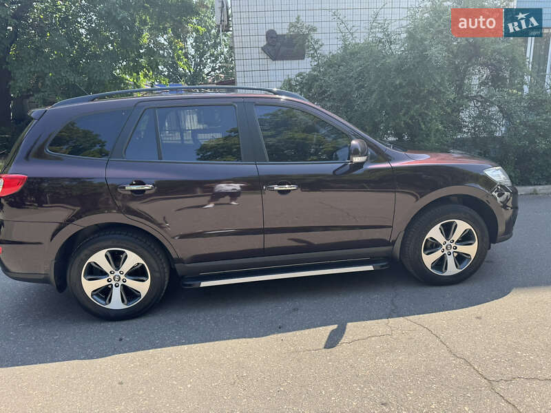Позашляховик / Кросовер Hyundai Santa FE 2012 в Кривому Розі