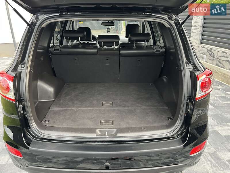 Внедорожник / Кроссовер Hyundai Santa FE 2010 в Калуше