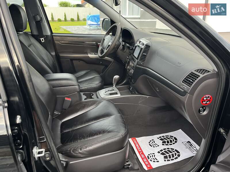 Внедорожник / Кроссовер Hyundai Santa FE 2010 в Калуше
