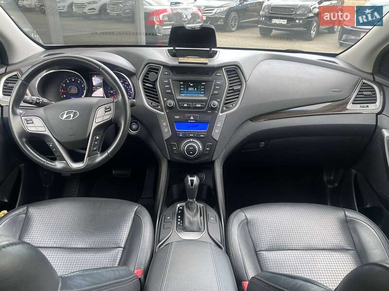 Внедорожник / Кроссовер Hyundai Santa FE 2012 в Киеве