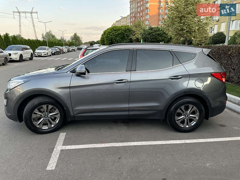 Позашляховик / Кросовер Hyundai Santa FE 2015 в Києві