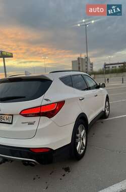 Позашляховик / Кросовер Hyundai Santa FE 2014 в Харкові