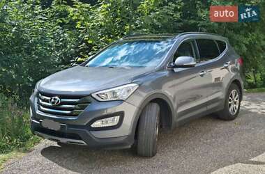 Позашляховик / Кросовер Hyundai Santa FE 2014 в 