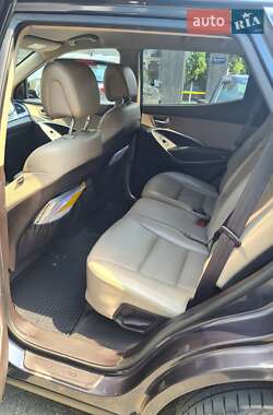 Внедорожник / Кроссовер Hyundai Santa FE 2013 в 