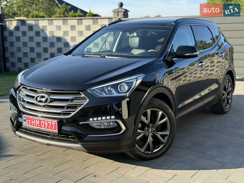 Внедорожник / Кроссовер Hyundai Santa FE 2016 в Ровно