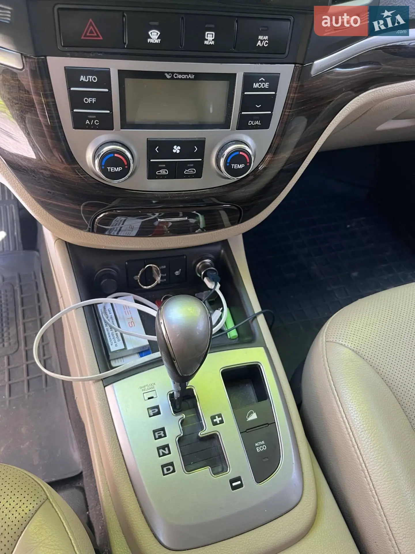 2012 Hyundai Santa Fe - мініатюра 10
