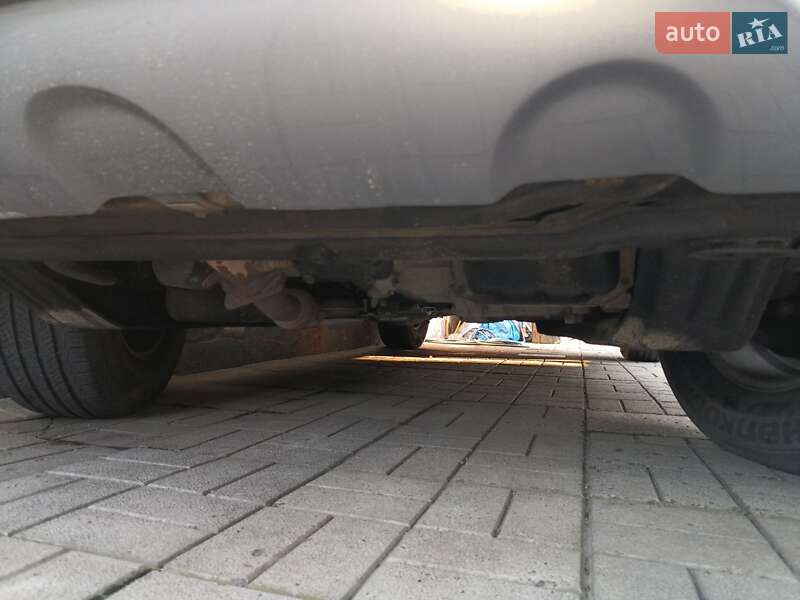 Позашляховик / Кросовер Hyundai Santa FE 2003 в Черкасах