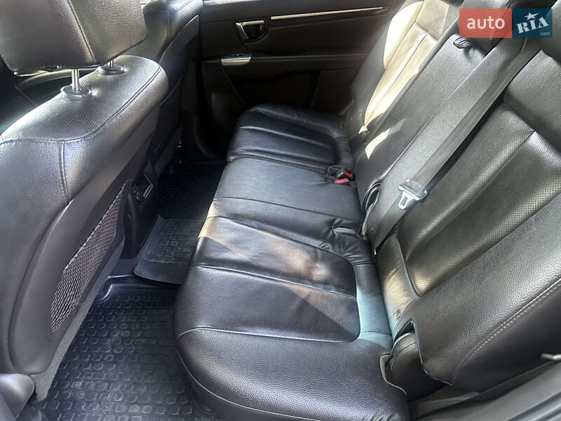 Внедорожник / Кроссовер Hyundai Santa FE 2012 в Лозовой