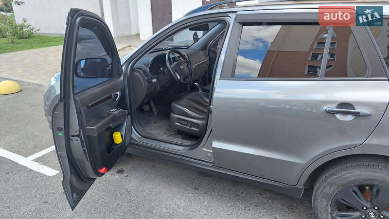 Позашляховик / Кросовер Hyundai Santa FE 2012 в Києві