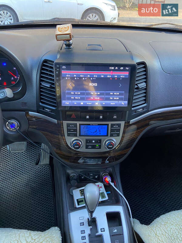 Позашляховик / Кросовер Hyundai Santa FE 2012 в Києві