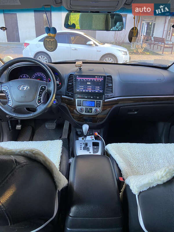 Позашляховик / Кросовер Hyundai Santa FE 2012 в Києві