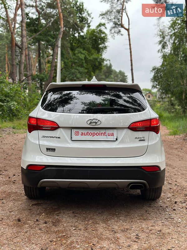 Внедорожник / Кроссовер Hyundai Santa FE 2015 в Белогородке