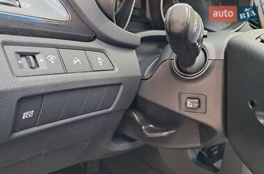 Внедорожник / Кроссовер Hyundai Santa FE 2014 в 