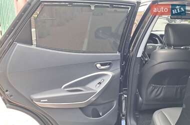 Внедорожник / Кроссовер Hyundai Santa FE 2014 в 