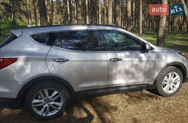 Позашляховик / Кросовер Hyundai Santa FE 2014 в 