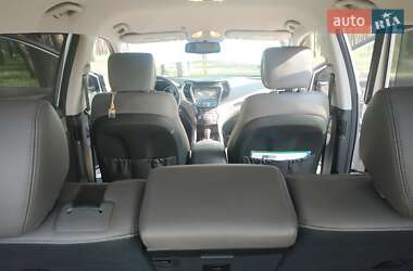 Позашляховик / Кросовер Hyundai Santa FE 2014 в 