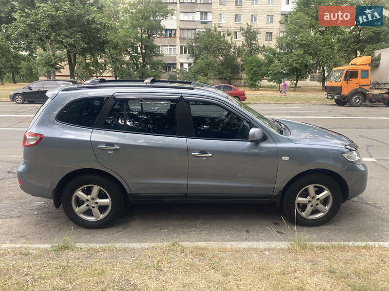 Позашляховик / Кросовер Hyundai Santa FE 2008 в Києві