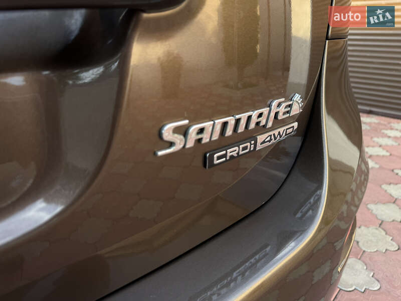 Позашляховик / Кросовер Hyundai Santa FE 2011 в Краснограді