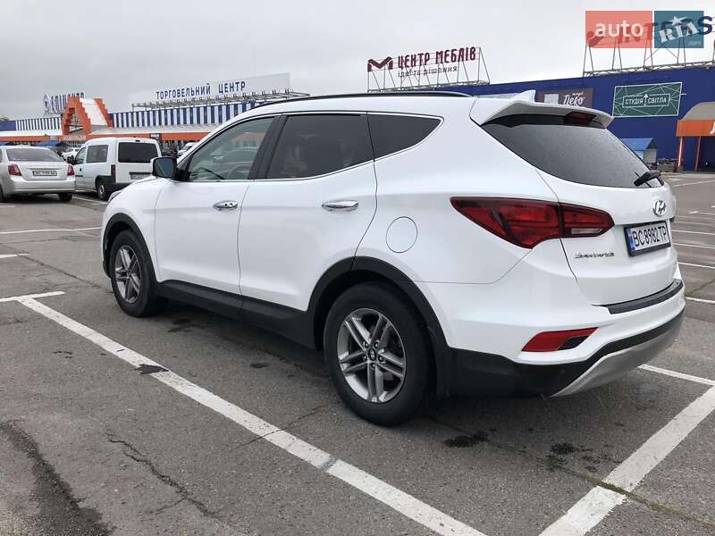 Позашляховик / Кросовер Hyundai Santa FE 2017 в Львові
